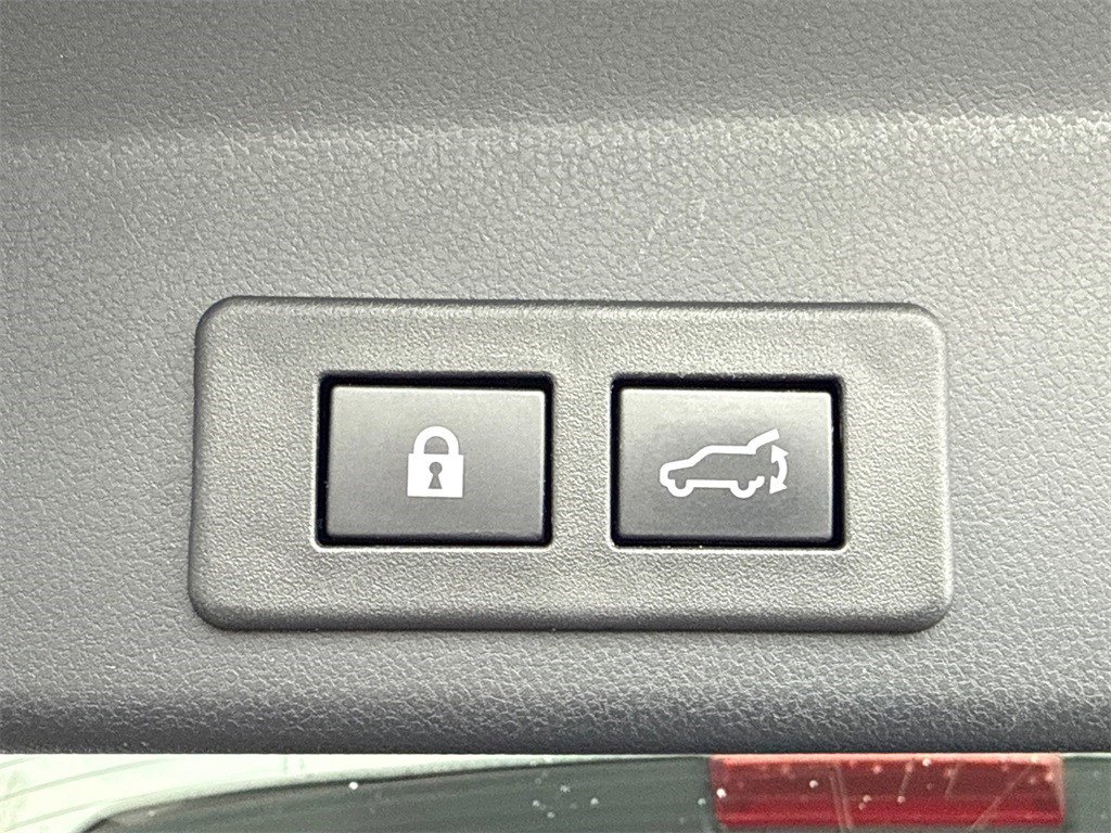 Used 2021 Subaru Ascent Premium w/ Convenience Package image 15