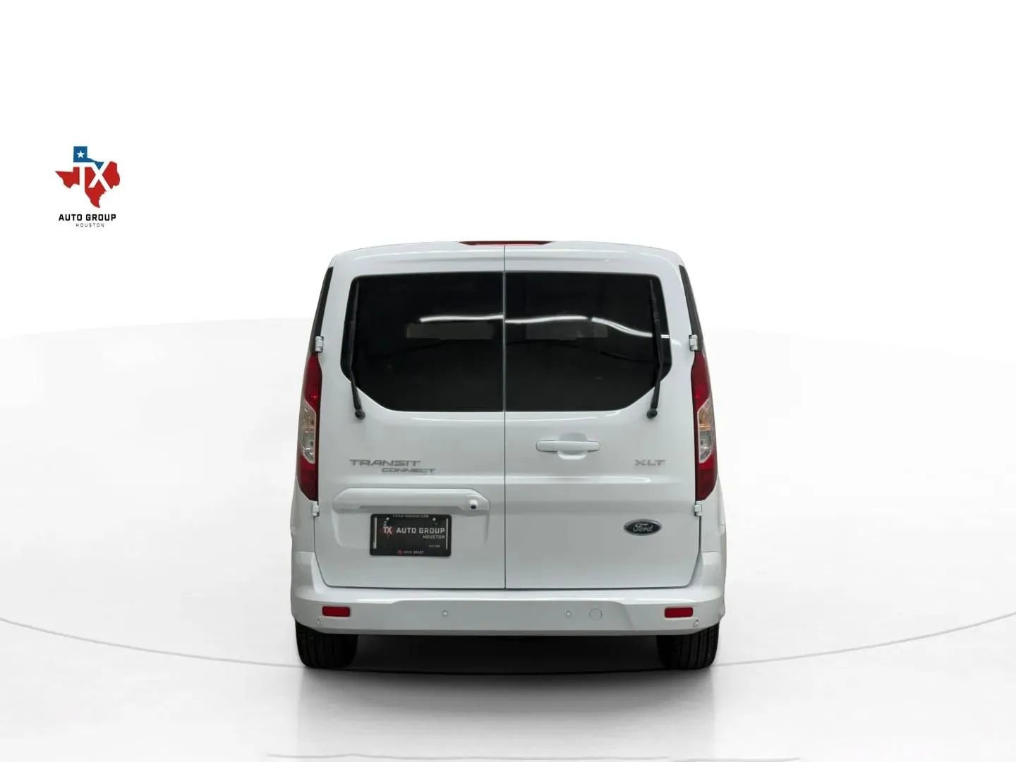 Used 2023 Ford Transit Connect XLT image 8