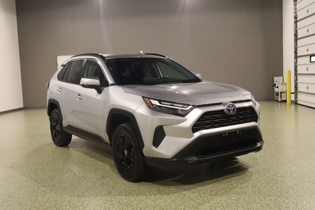 Used 2022 Toyota RAV4 XLE w/ Convenience Package