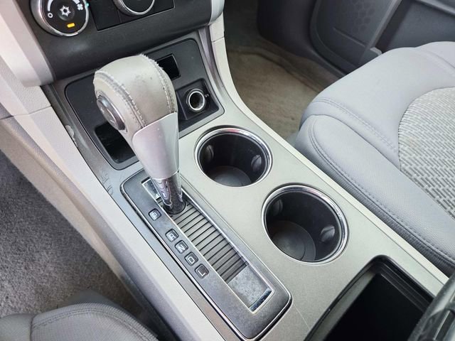 Used 2010 Chevrolet Traverse LT w/ Personal Connectivity Package FWD image 25