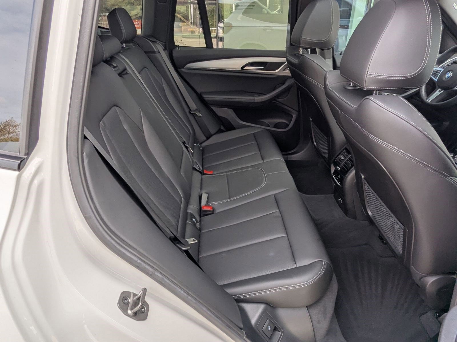 Used 2024 BMW X3 sDrive30i w/ M Sport Package image 22