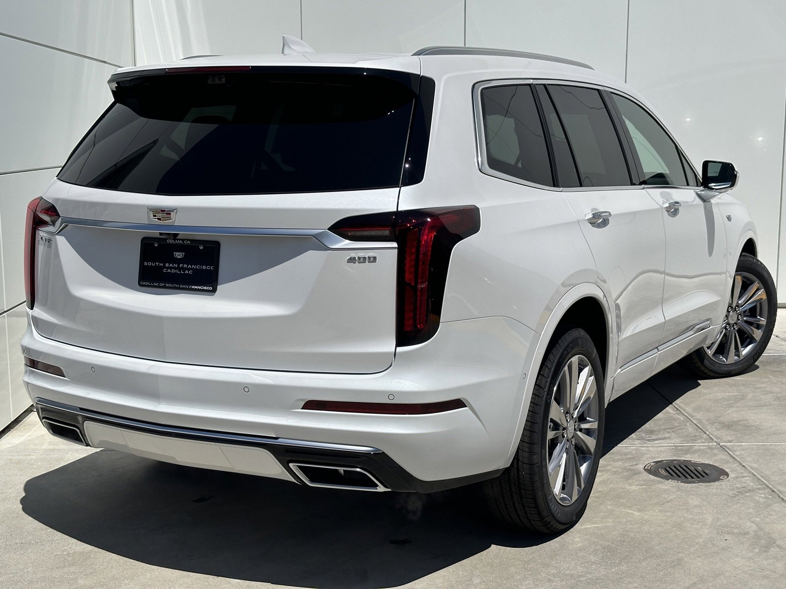New 2025 Cadillac XT6 Premium Luxury w/ Platinum Package image 6