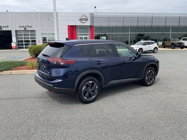 Used 2026 Nissan Rogue SV AWD/4WD image 6