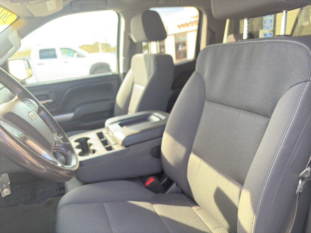 Used 2018 Chevrolet Silverado 1500 LT w/ All Star Edition AWD/4WD image 7