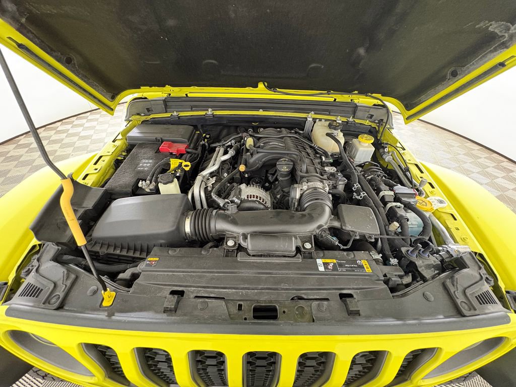 Used 2023 Jeep Gladiator Rubicon w/ Trailer Tow Package AWD/4WD image 32