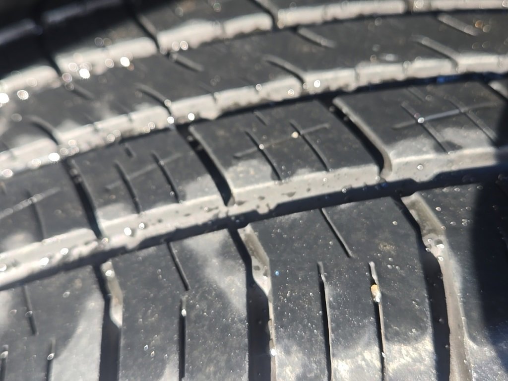 Used 2023 Nissan Rogue SV w/ SV Premium Package image 39