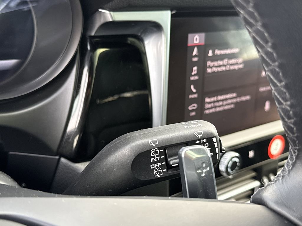 Used 2024 Porsche Macan Turbo image 27