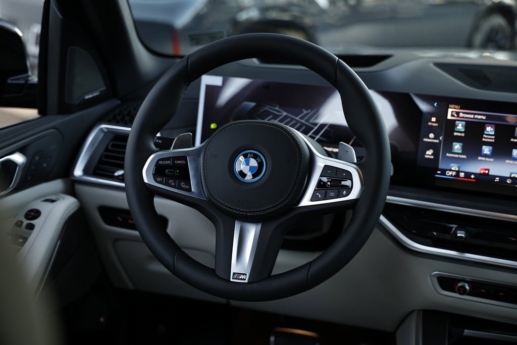 New 2026 BMW X5 xDrive50e w/ Executive Package image 28