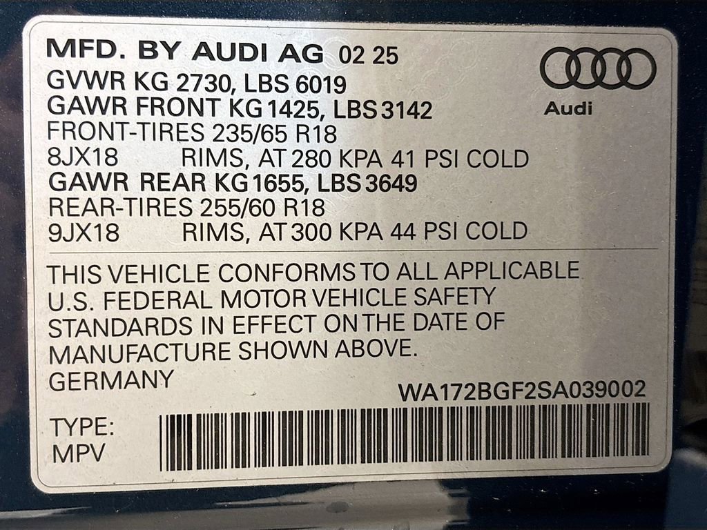 New 2025 Audi Q6 e-tron Premium image 25