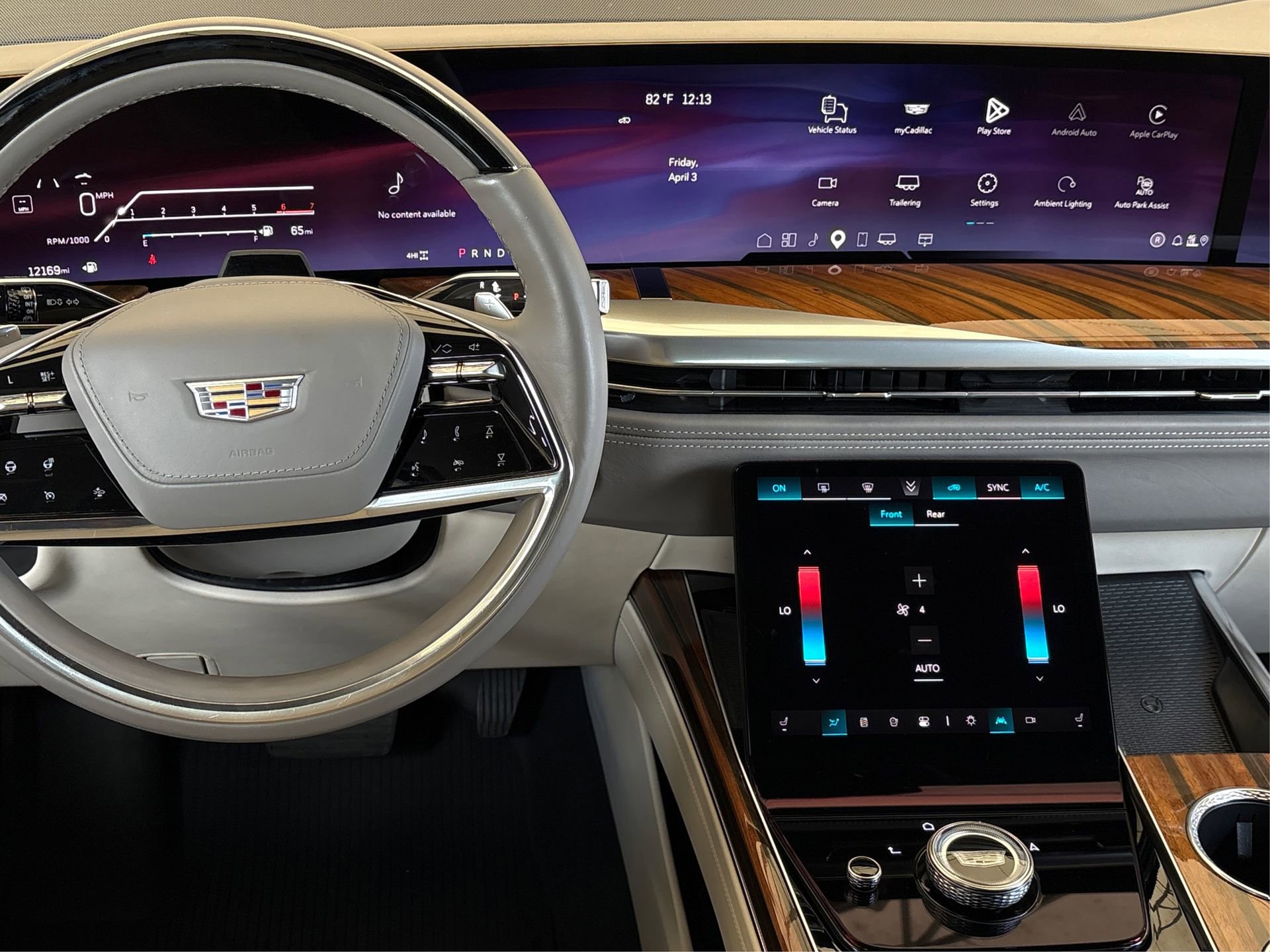 Certified 2025 Cadillac Escalade ESV Sport Platinum AWD/4WD image 17