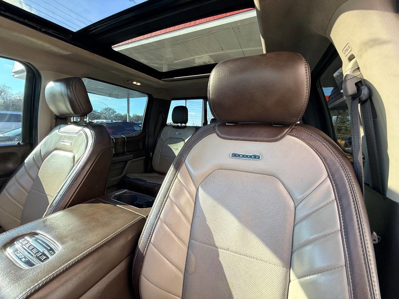 Used 2019 Ford F450 Limited image 29