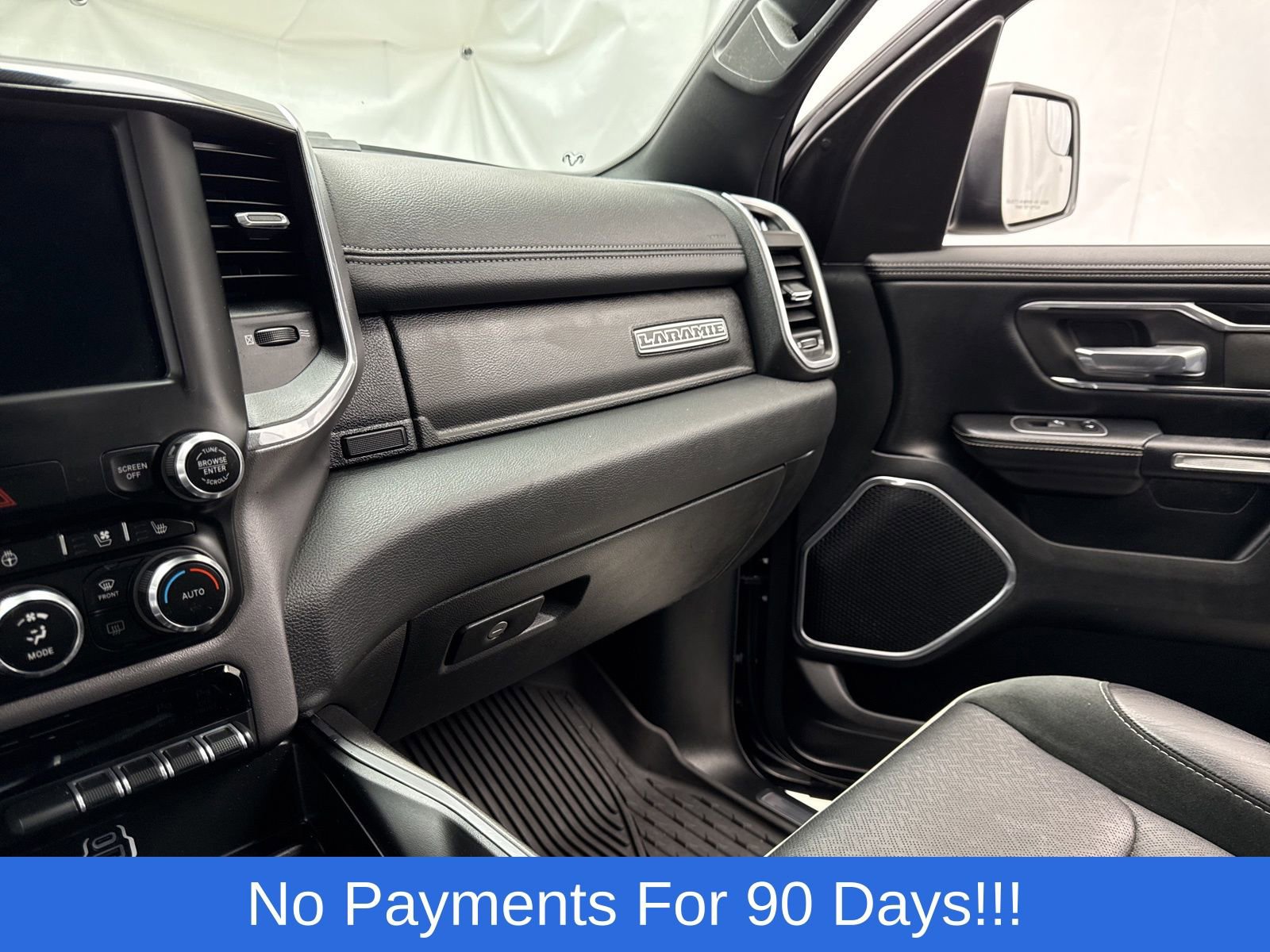 Used 2021 RAM 1500 Laramie w/ Sport Appearance Package image 29