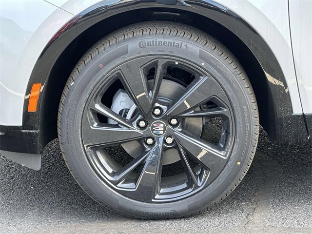 New 2025 Buick Envision Sport Touring image 5