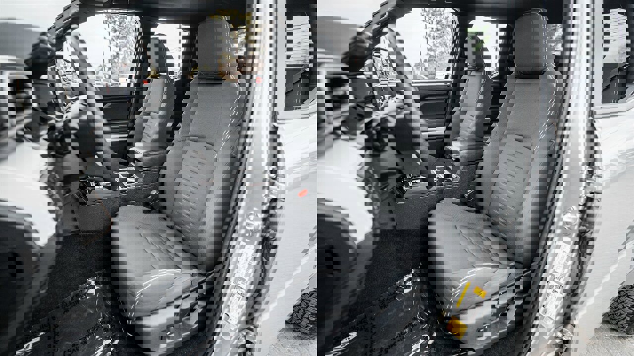 Used 2024 Toyota Tacoma TRD Off-Road image 16