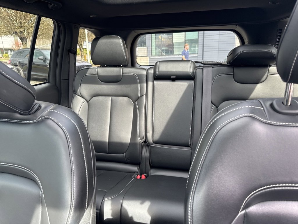 Used 2025 Jeep Grand Cherokee Limited 4xe w/ MOPAR Finishing Package image 36