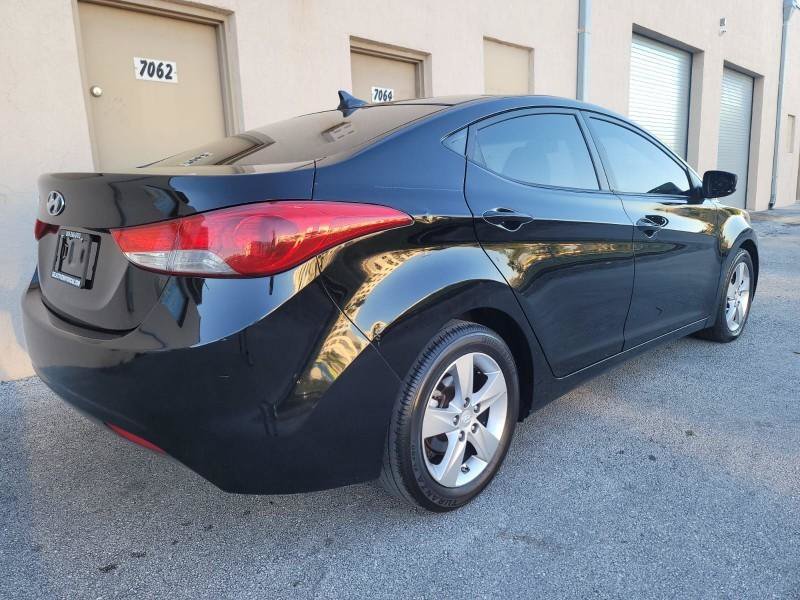 Used 2012 Hyundai Elantra GLS w/ Preferred Pkg 3 FWD image 15