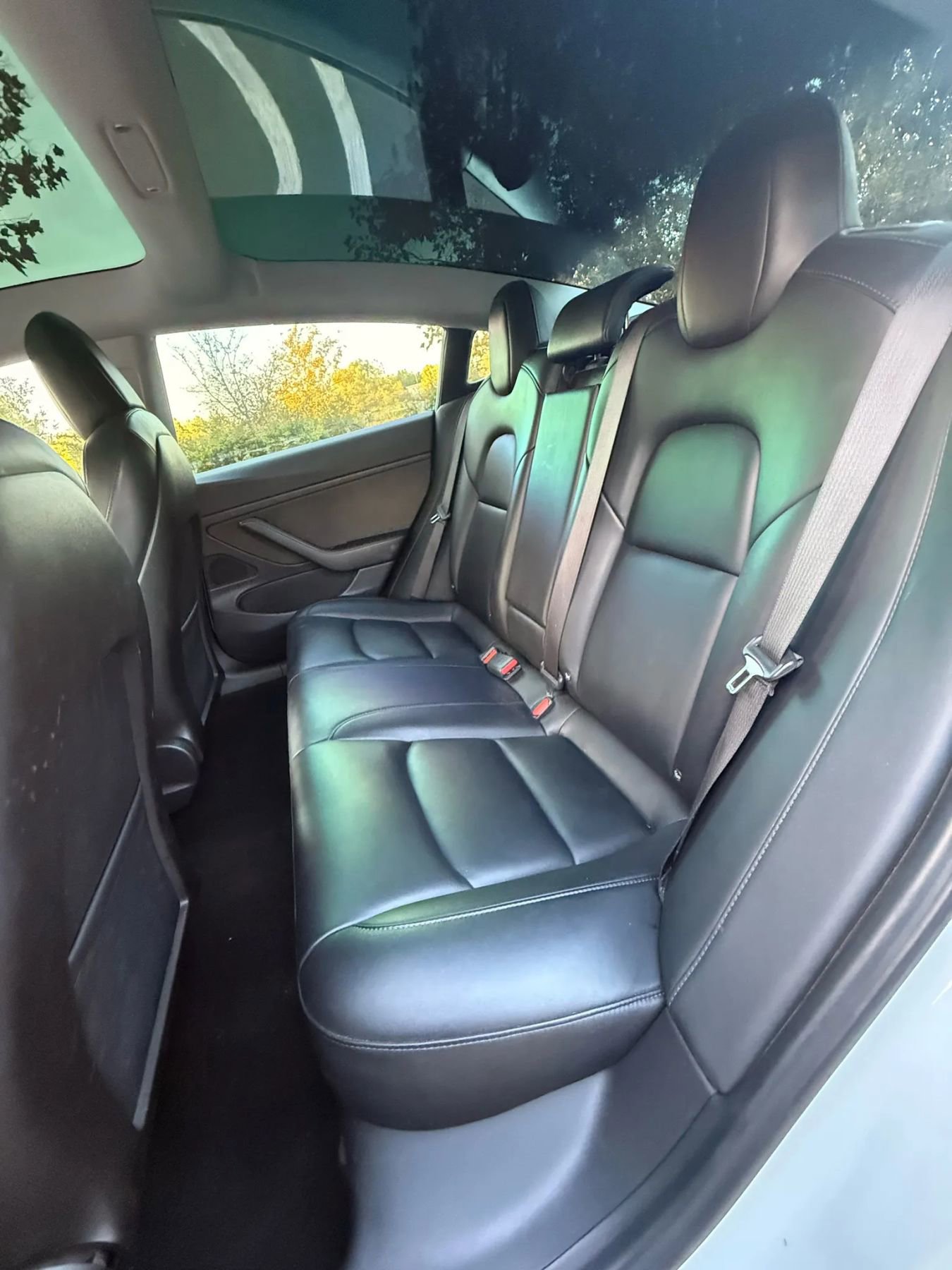 Used 2018 Tesla Model 3 Long Range image 13