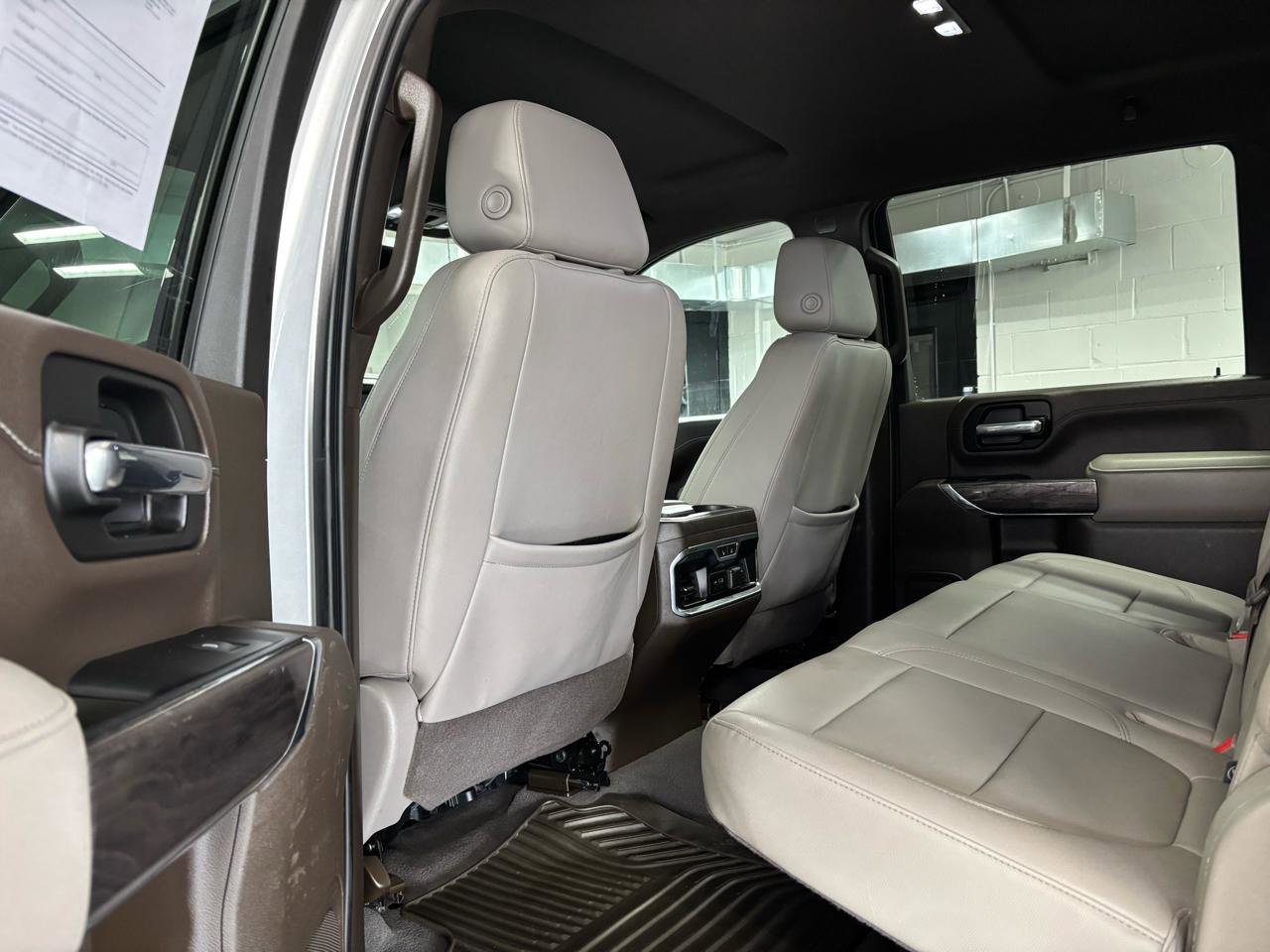 Used 2023 Chevrolet Silverado 3500 LTZ w/ LTZ Convenience Package image 22