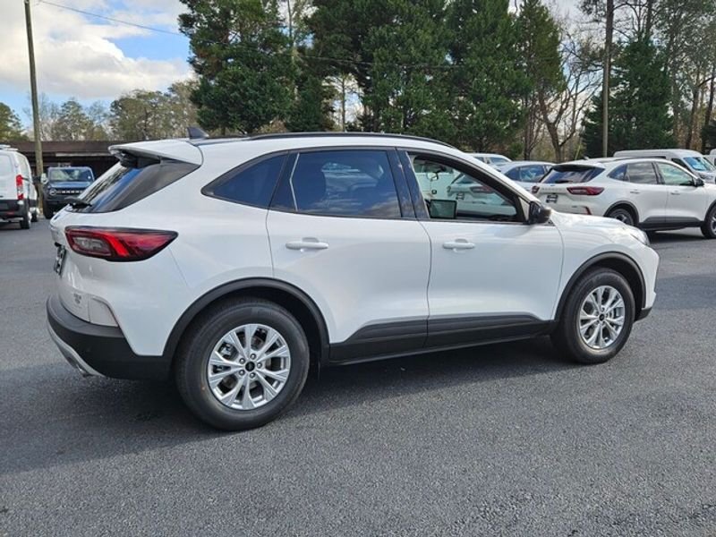 New 2026 Ford Escape Active w/ Tech Pack #1 FWD image 16