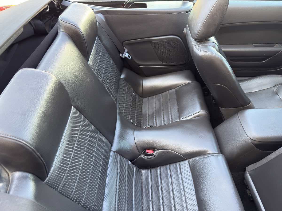 Used 2005 Ford Mustang GT image 48