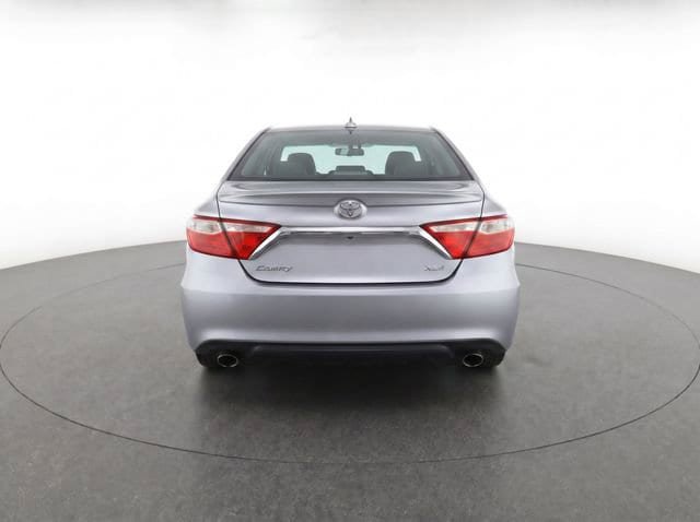 Used 2015 Toyota Camry XLE w/ Advanced Technology Package FWD image 6