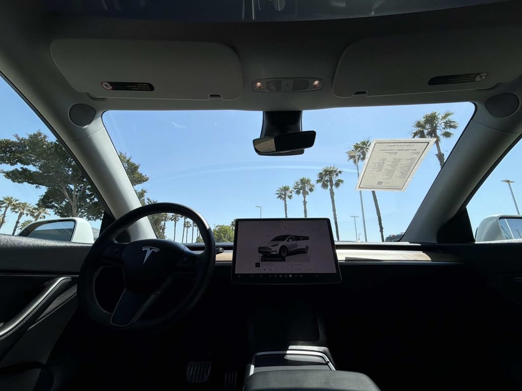 Used 2022 Tesla Model Y Performance AWD/4WD image 14