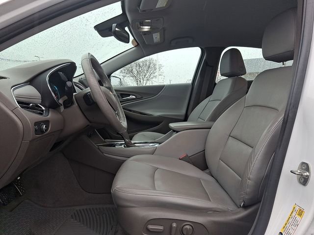 Used 2017 Chevrolet Malibu Premier w/ Driver Confidence Package image 13