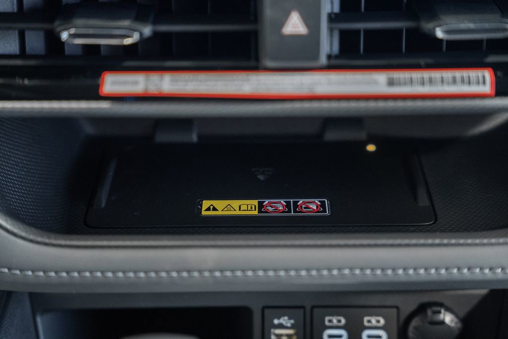 New 2026 Toyota Highlander Platinum image 25