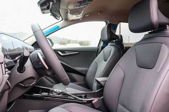 New 2026 Kia Niro Wind FWD image 10