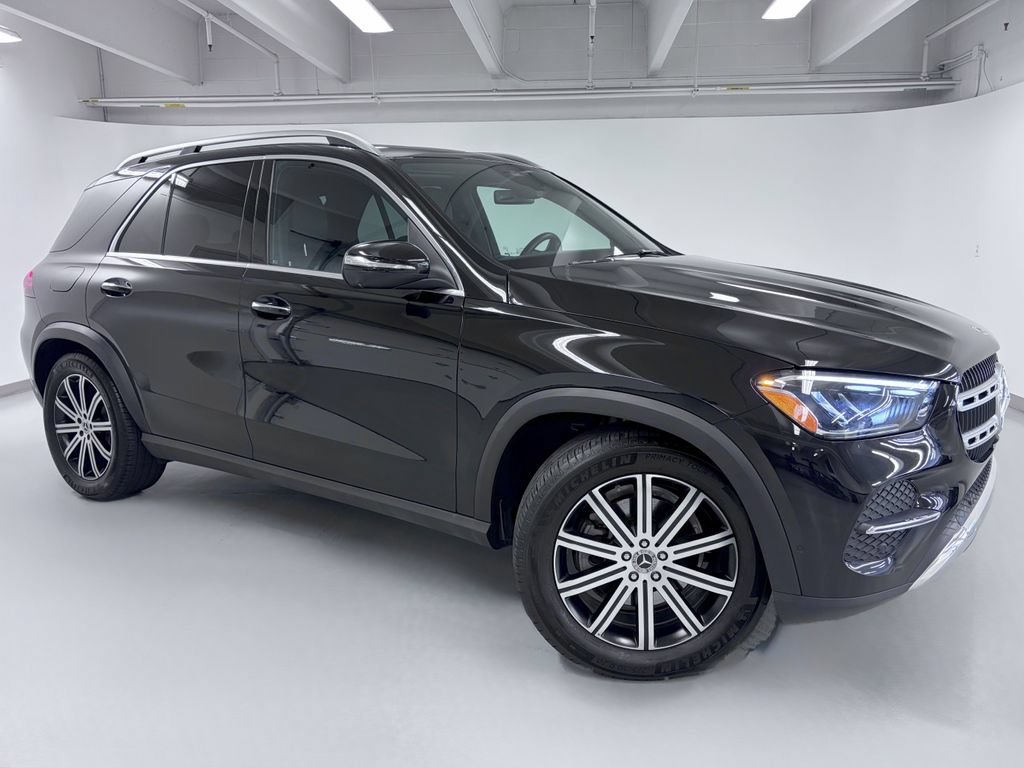 Used 2025 Mercedes-Benz GLE 350 4MATIC image 9