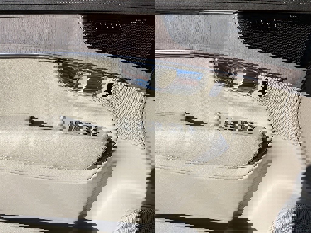 New 2026 Volvo XC90 B6 Ultra w/ Protection Package Premier image 30