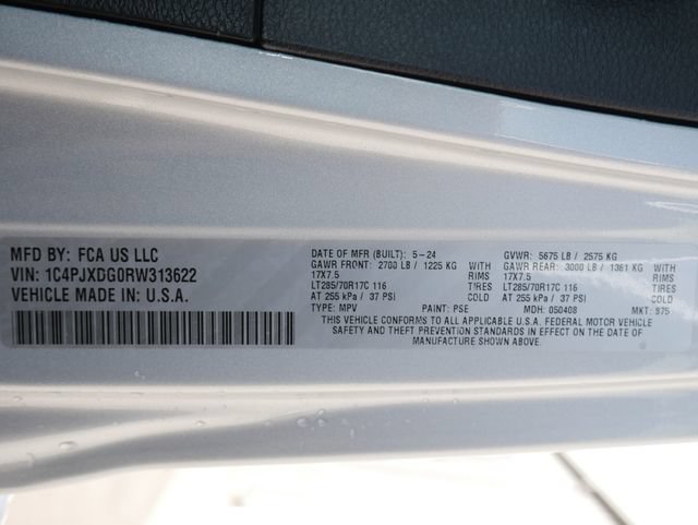 Used 2024 Jeep Wrangler Unlimited Sport AWD/4WD image 25