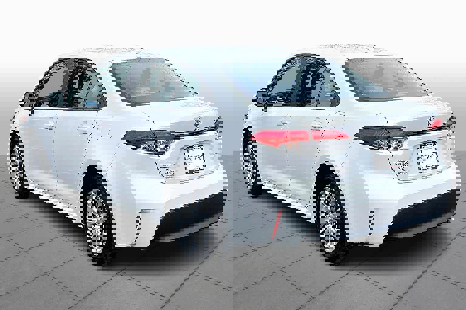 Certified 2025 Toyota Corolla LE image 12