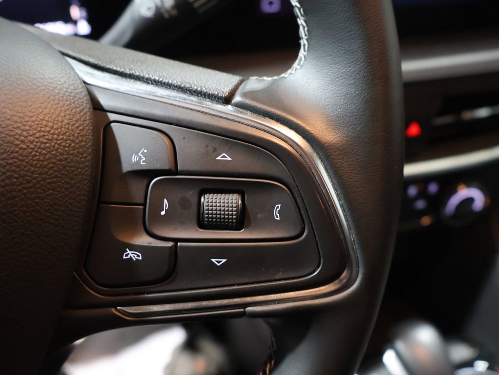 Used 2024 Buick Encore GX Preferred image 32
