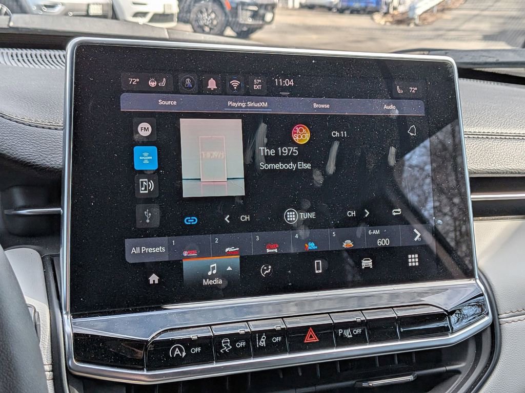 Used 2025 Jeep Compass Limited w/ Sun & Sound Group image 17