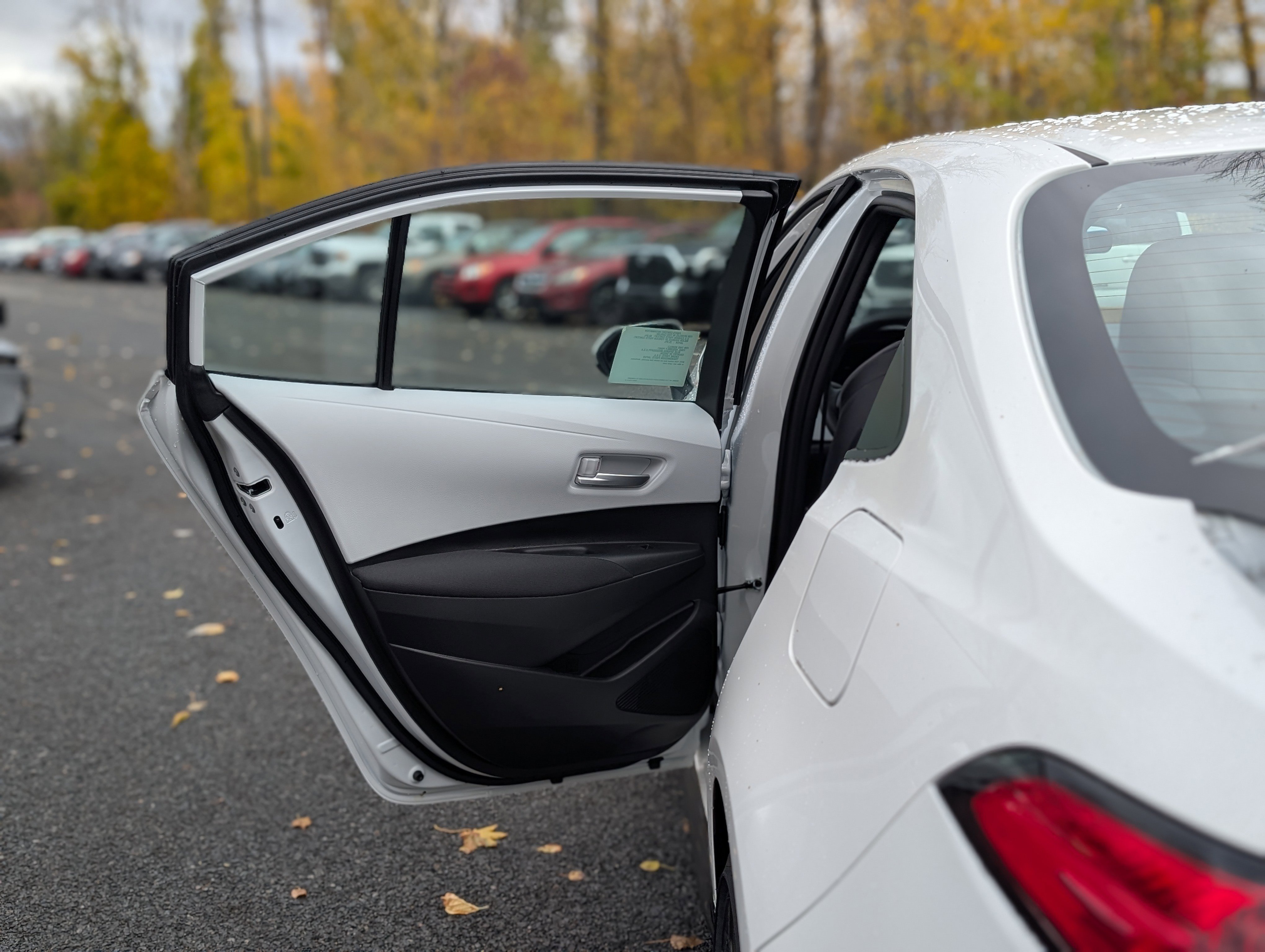 New 2026 Toyota Corolla SE image 25