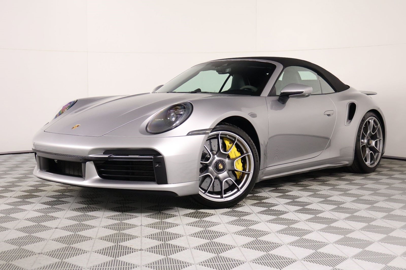 Certified 2021 Porsche 911 Turbo S AWD/4WD image 34