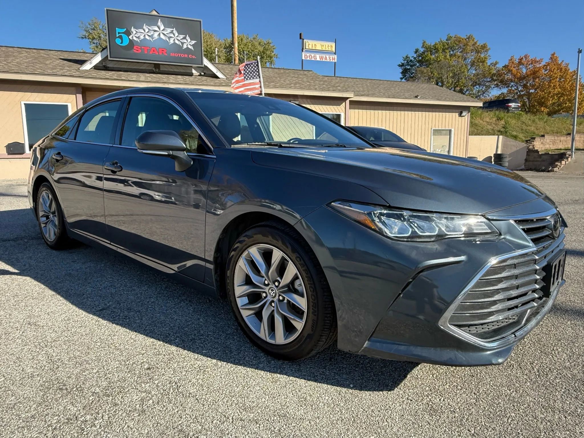 Used 2019 Toyota Avalon XLE