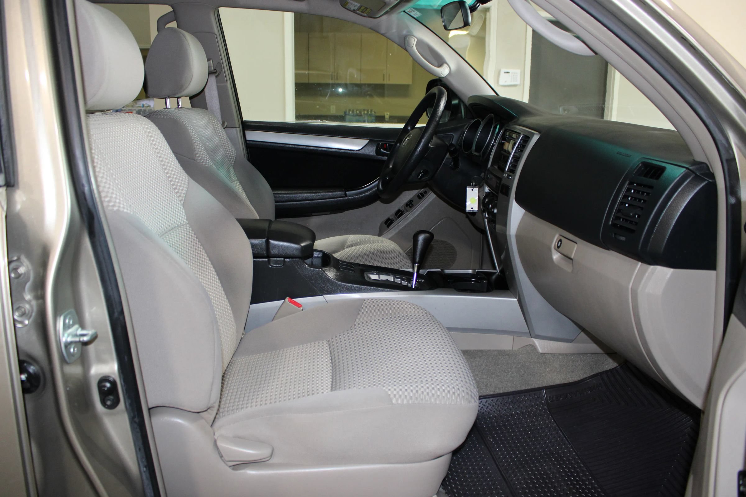 Used 2007 Toyota 4Runner Sport RWD image 22
