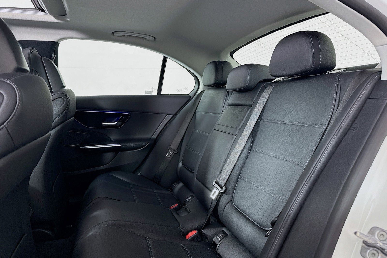 Certified 2023 Mercedes-Benz C 300 Sedan image 8