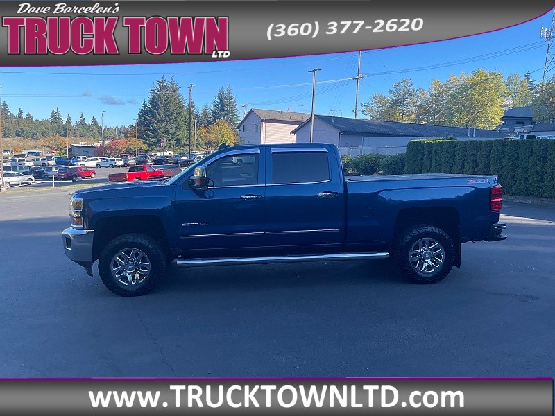 Used 2016 Chevrolet Silverado 3500 LTZ AWD/4WD image 2