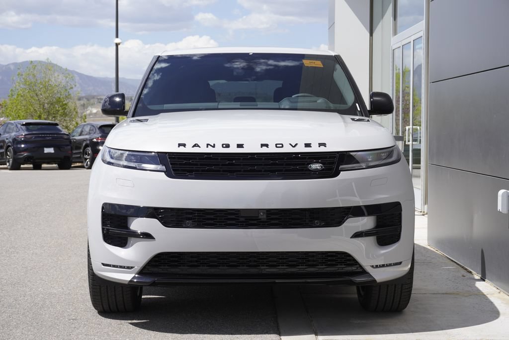 New 2026 Land Rover Range Rover Sport Dynamic SE AWD/4WD image 6