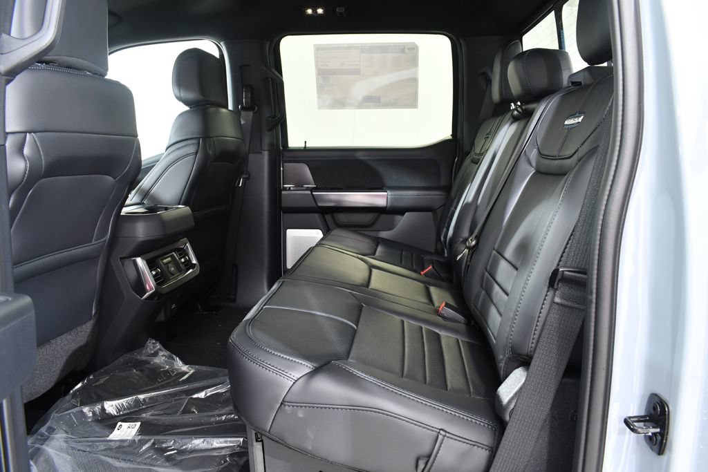 New 2026 Ford F350 Platinum w/ FX4 Off-Road Package AWD/4WD image 16