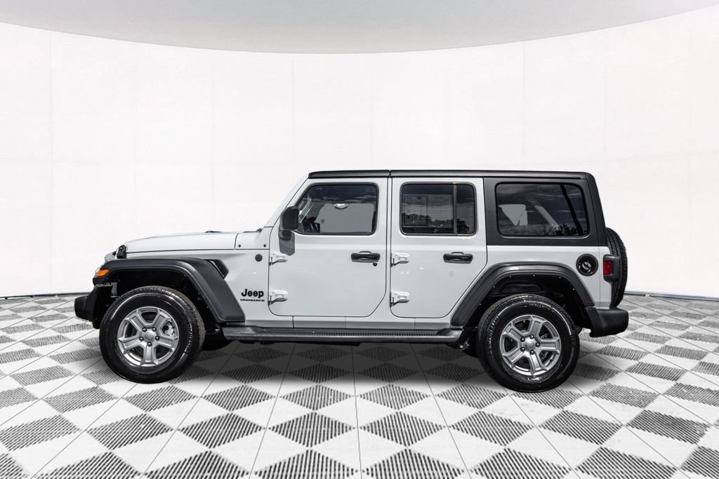 Used 2023 Jeep Wrangler Unlimited Sport AWD/4WD image 7