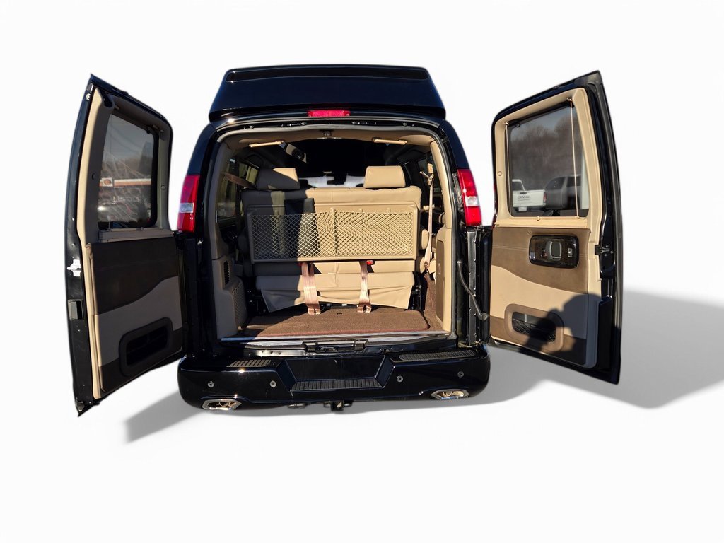 New 2025 GMC Savana 2500 Extended w/ Driver Convenience Package image 5