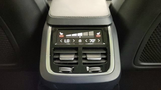 Certified 2023 Volvo XC90 B5 Plus w/ Protection Package Premier AWD/4WD image 30