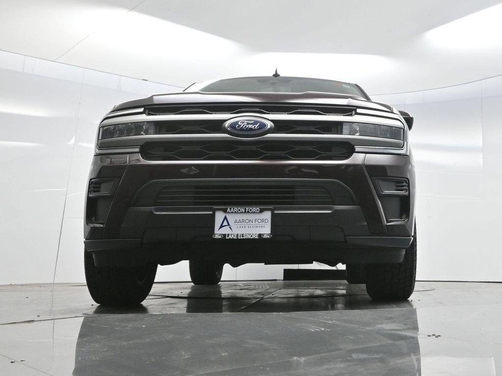 Used 2024 Ford Expedition XLT RWD image 58