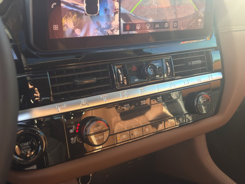 New 2026 Nissan Pathfinder Platinum image 26