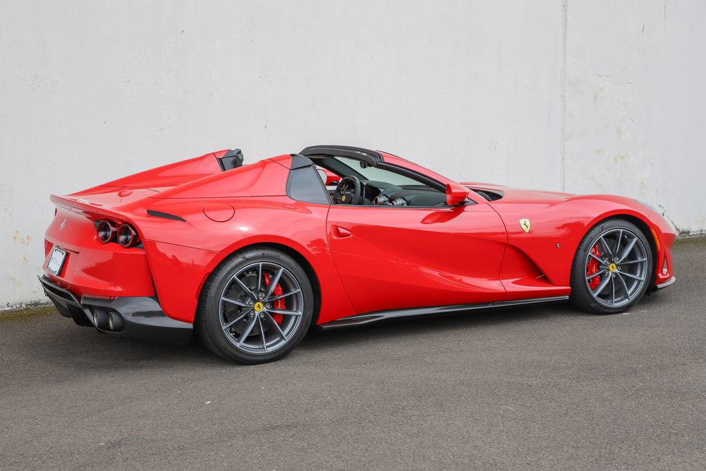 Used 2023 Ferrari 812 GTS RWD image 5