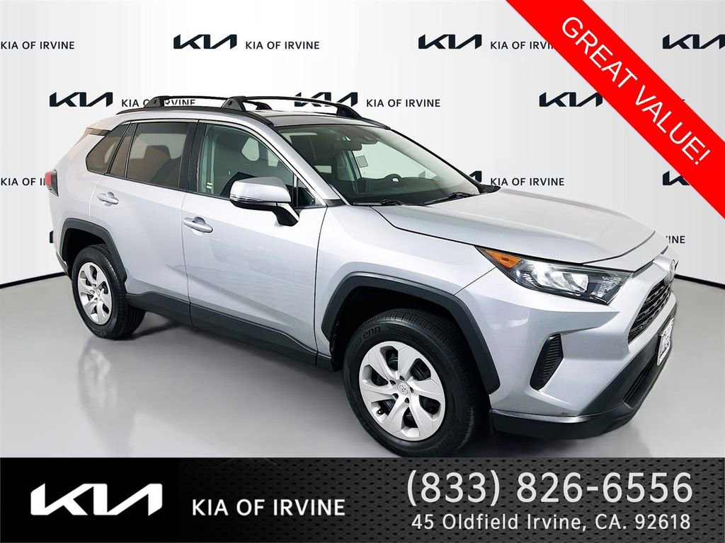 Used 2019 Toyota RAV4 LE w/ All Weather Liner Package video 1
